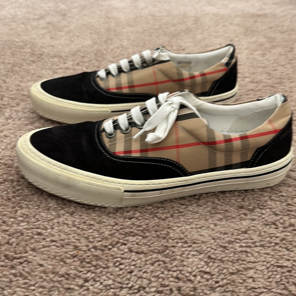 Burberry Men Wilson Vintage Check Canvas Low Top Sneaker Black Beige - Picture 2 of 4